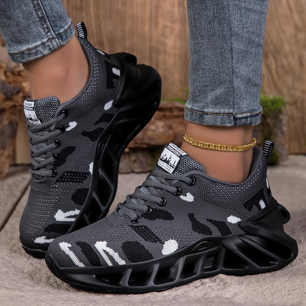 Women's Casual Sneakers Breathable Light Sneakers Outdoor Mesh Soft-soled Running Shoes Sports Jogging Tennis Walking Shoes