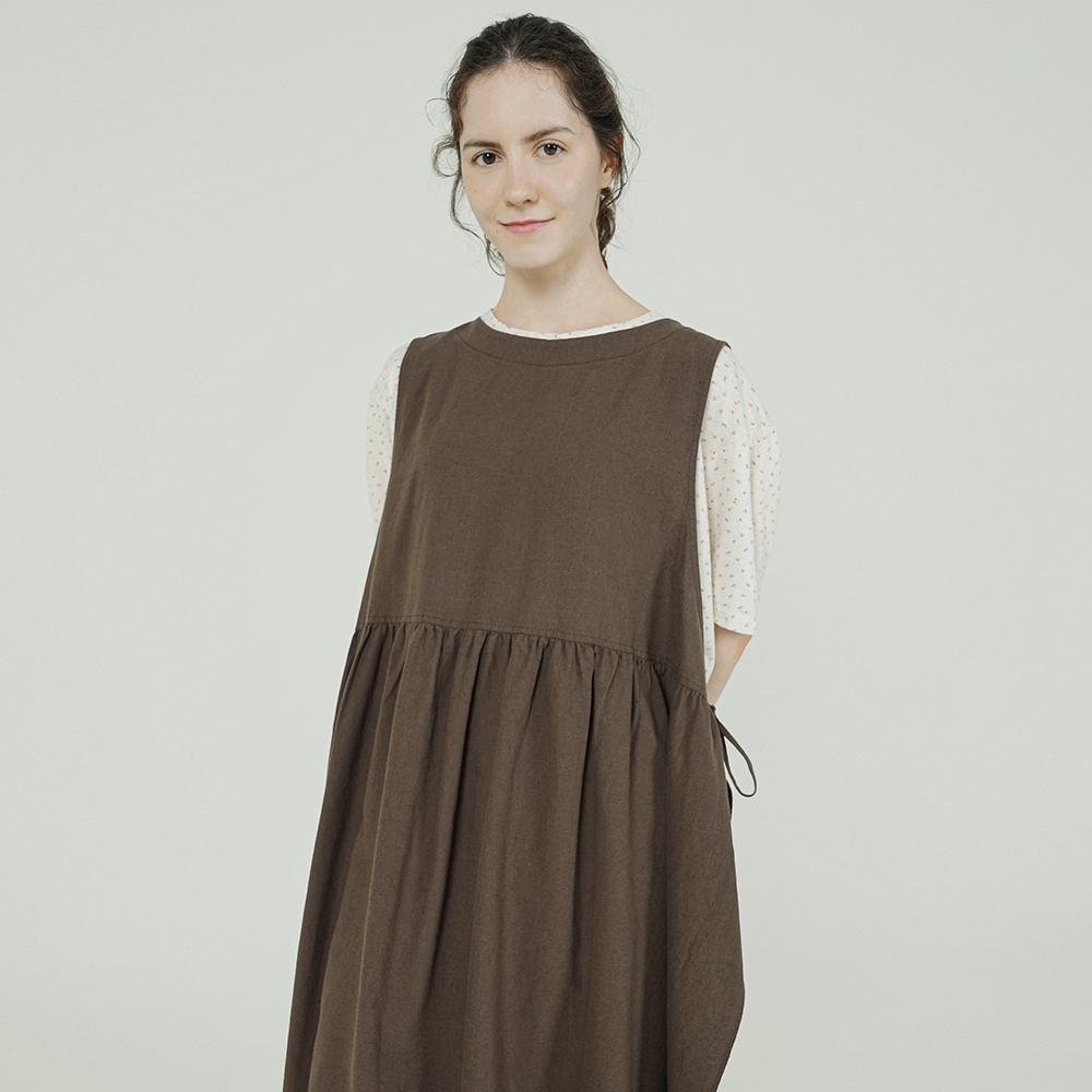 CHIQUITA Apron Dress (Linen) Brown 252201Sbr