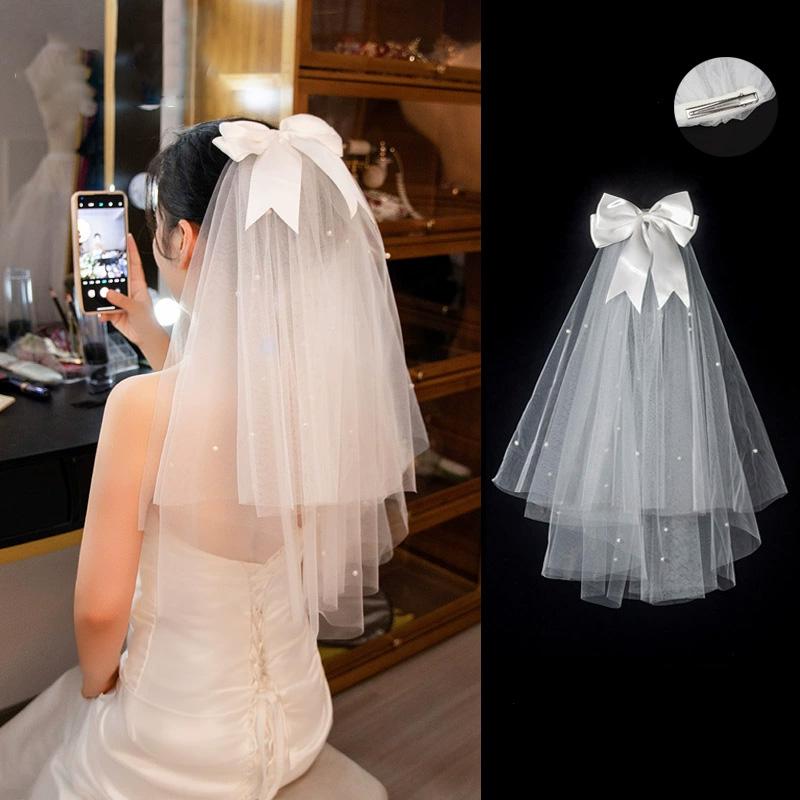 

1 шт. Свадебная фата с кружевной кромкой, короткая, элегантный бант, жемчуг, свадебные аксессуары, двухслойная, белая, из тюля для женщин A белый
