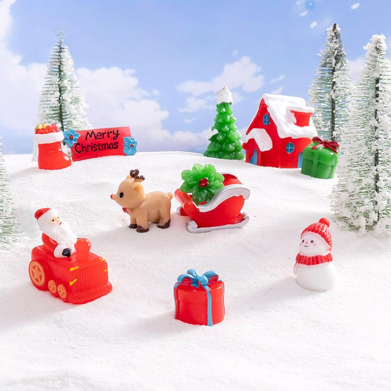 Santa Snowman Ornament Accessories Micro Landscape Christmas Gift Snowmobile Elk Resin Ornaments