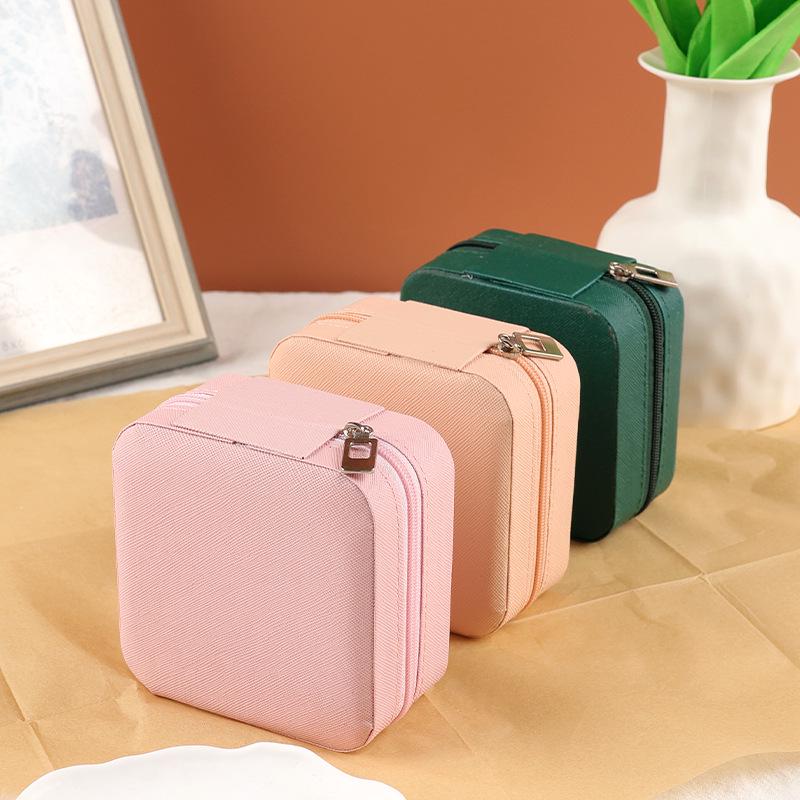 2025 Portable Leather Jewelry Storage Box for Earrings, Studs, Bracelets, Necklaces, and Rings