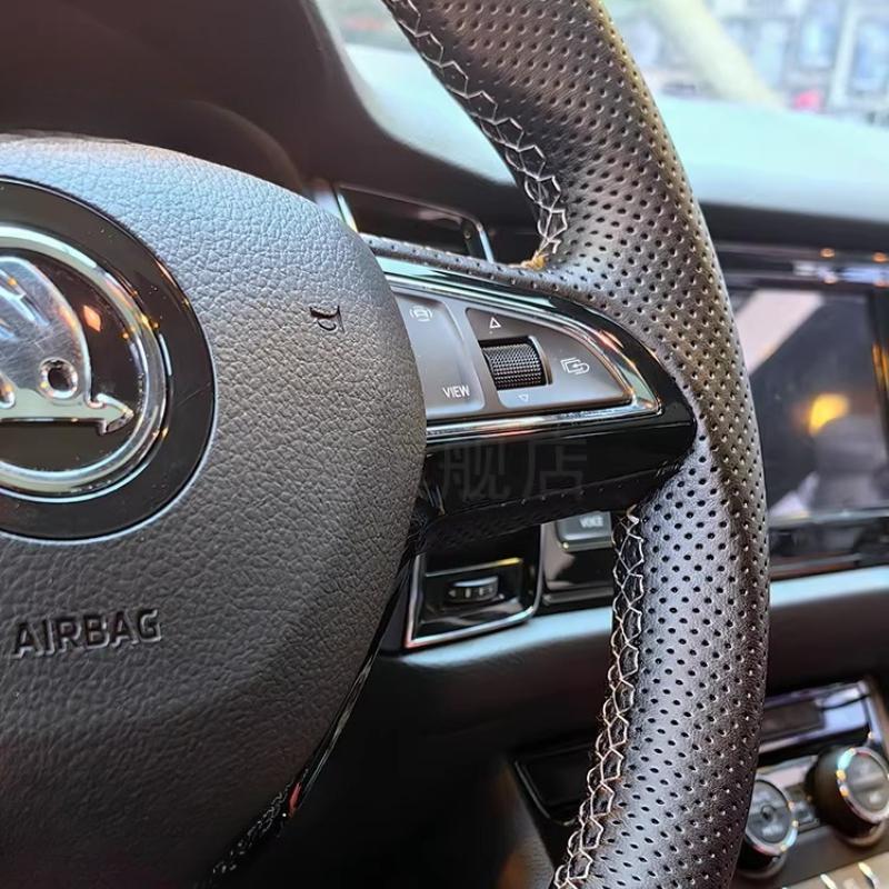 For Skoda Octavia 2015-2019 Fabia Kodiaq Superb Scala Hand-stitched Black Genuine Leather Non-slip Car Steering Wheel Cover