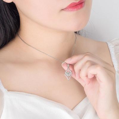 Neue Modedekoration Damen Schmuck Schlichtheit Herzförmiger Kristall Zirkon 925 Sterlingsilber Anhänger Halskette