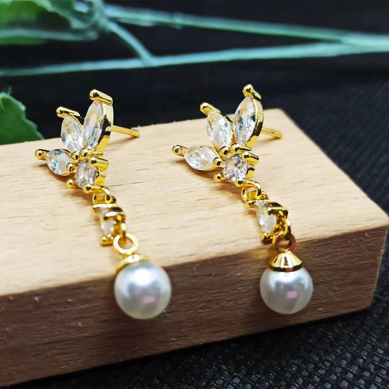 

Высококлассные осенне-зимние серьги-подвески Клевер с жемчугом - Легкая роскошь, подарок на День святого Валентина