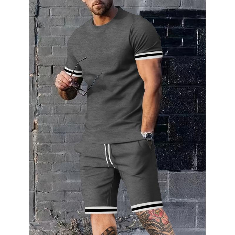 Men's Fashion Solid Color Casual Two-piece Set, Including Round Neck Short Sleeved T-shirt and Drawstring Shorts