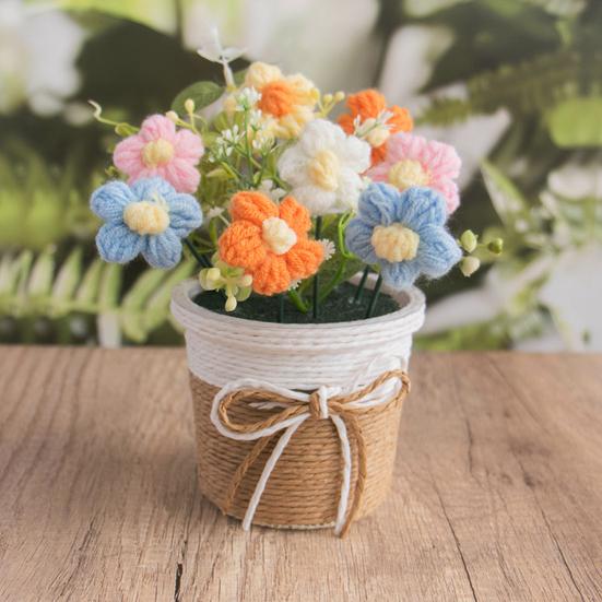 Handmade Crochet Flower Bouquet with Pot, Cute Little Knitted Potted Flower for Car Dashboard, Home Office Decoration, Gift for Birthday, Anniversary