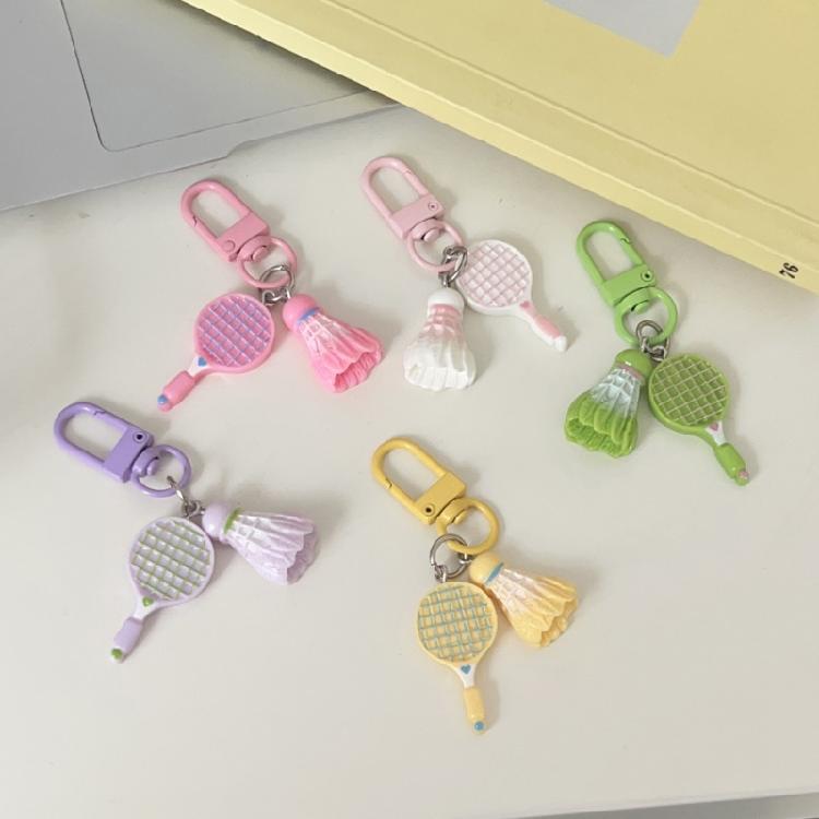 Spielerisches schlägerförmiges Schlüsselanhänger-Anhänger-Harz-Kunststoff-Charm Multifunktionales Zubehör Inspirierendes Geschenk für Sportliebhaber