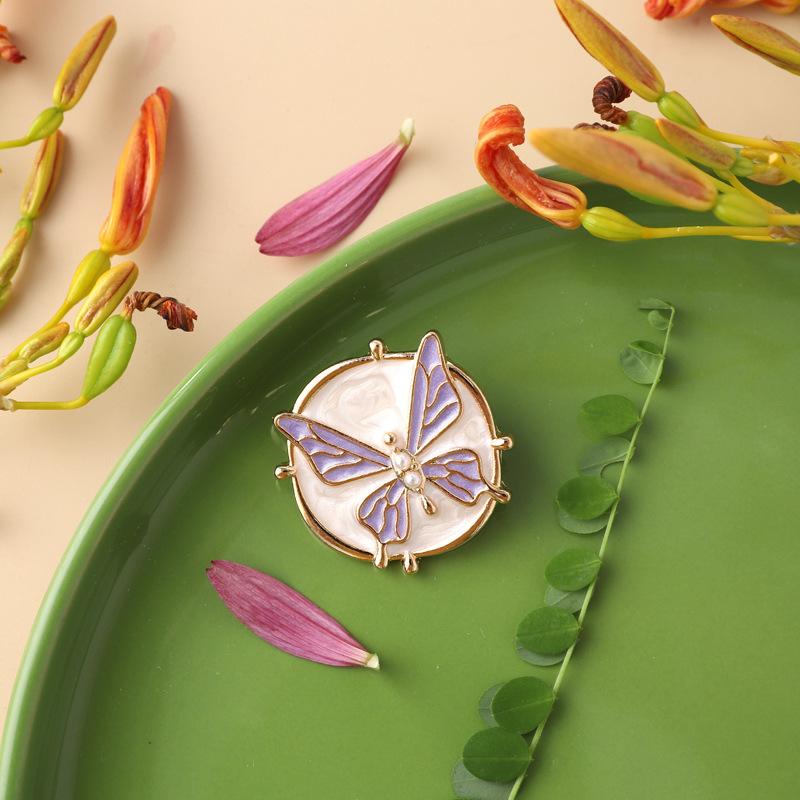 Vintage Enamel Flower Bird Brooches For Women Men Fashin High Qulaity Metal Design Clothing Coat Pins Party Wedding Jewelry