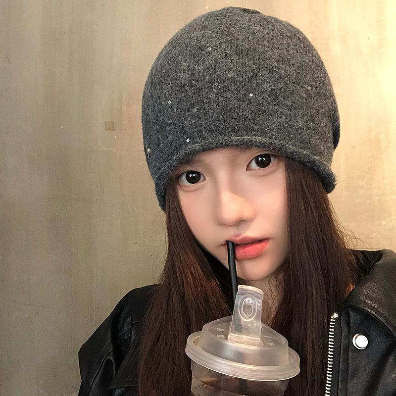 Japanese gray knitted wool hat women's atmosphere confinement hat warm versatile pile hat cold hat