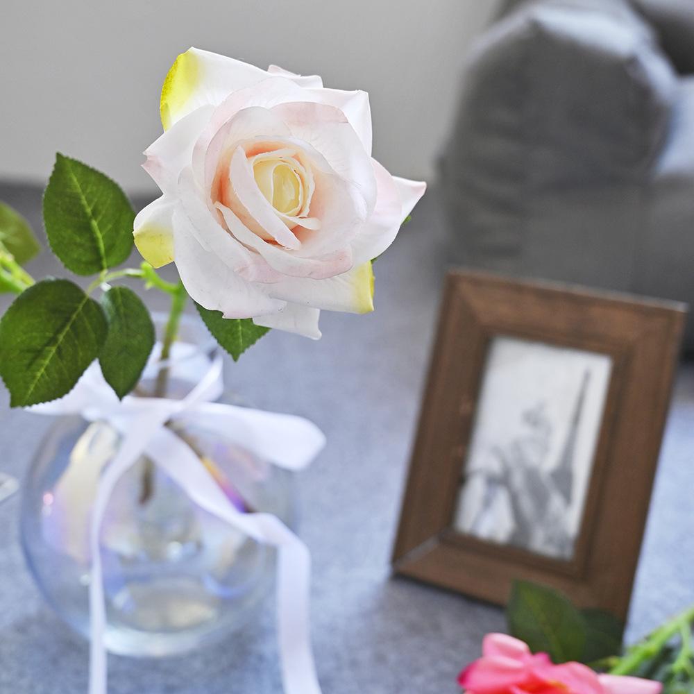 

Увлажняющее и увлажняющее ощущение Роза Одиночная Имитация Розы с Большими Рогами Свадебное Украшение для Гостиной Декоративный Цветок Искусственный Цветок Искусственный Цветок шампанского