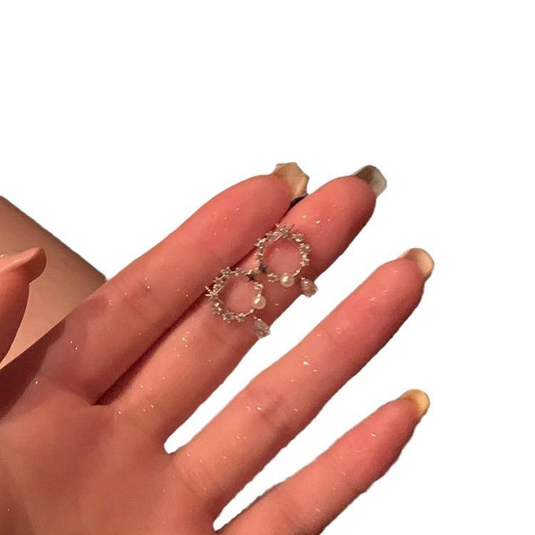 Elegant Pearl Star Clip-On Earrings for Women - No Piercing Required 