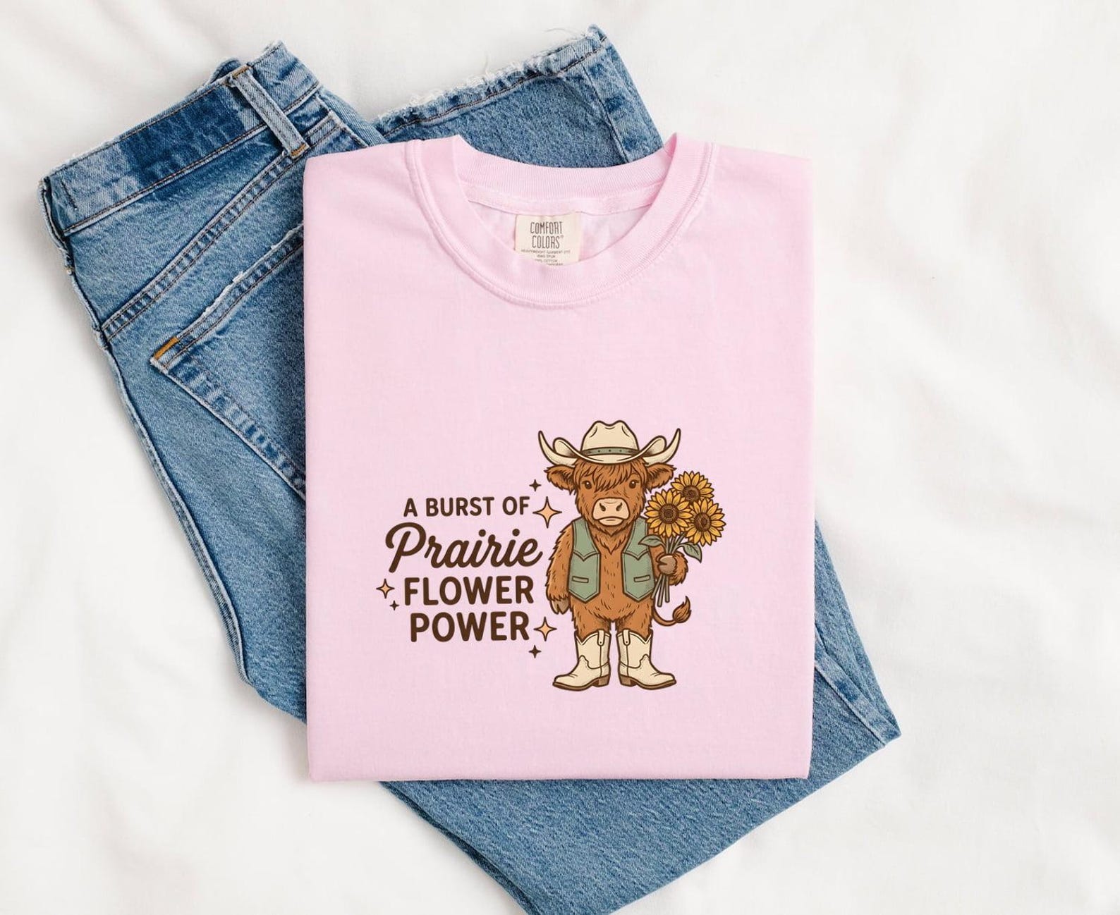 Cow Cowgirl Shirt Cowgirl Western Gift Women Cartoon Tee Cowgirl T-Shirt Rodeo Fan Cartoonish Tshirt Western Design Vintage Sunflowers S