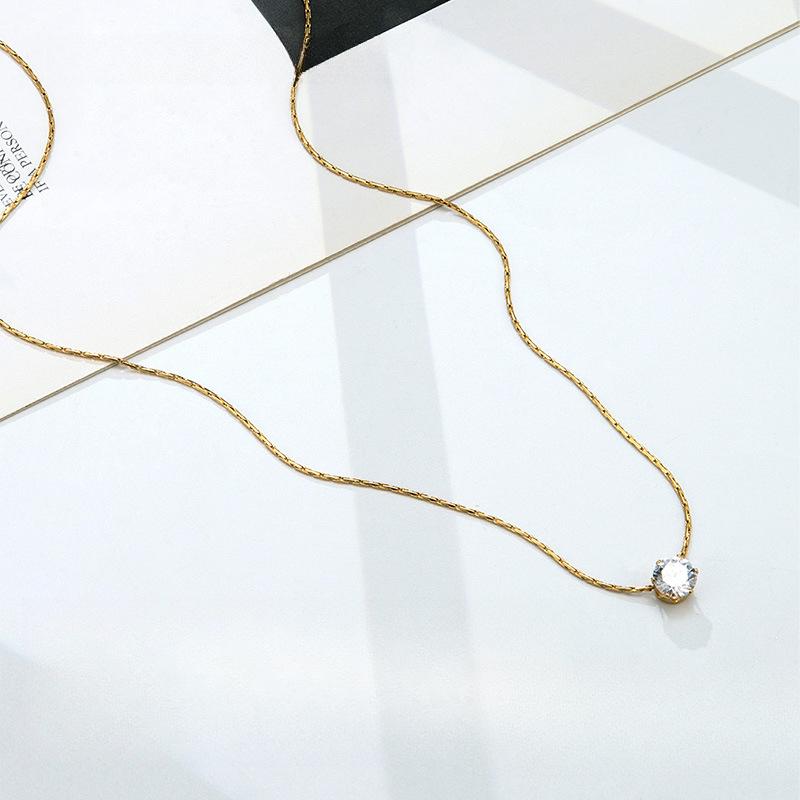 Lamp Luxury Inlaid Single Diamond Zircon Necklace Romantic Trend Niche Collarbone Chain Premium Durable Quality