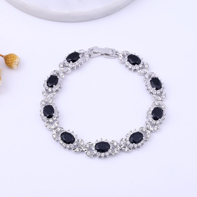 Europe and The New Four Leaf AAA Zircon Bracelet Girls Copper Inlaid Colored Gems Bracelet
