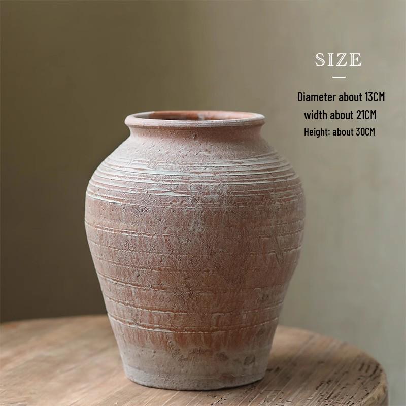 Handgefertigte rote Terrakotta-Vase im Wabi-Sabi-Stil mit doppelten Henkeln - Retro-Grobkeramik für Trockenblumen