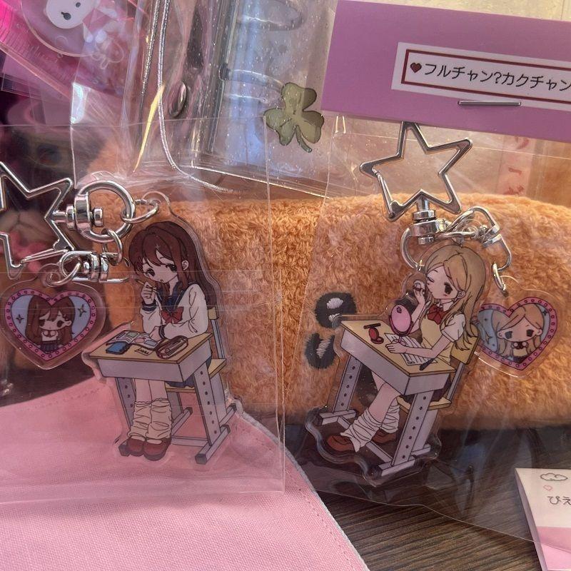 

Anime Gyaru Gal Cosplay Keychain Keyring Kawaii JK Lolita Girls Students Acrylic Key Chain 2Pcs/set Bag Accessory Ornament Gift бежевий