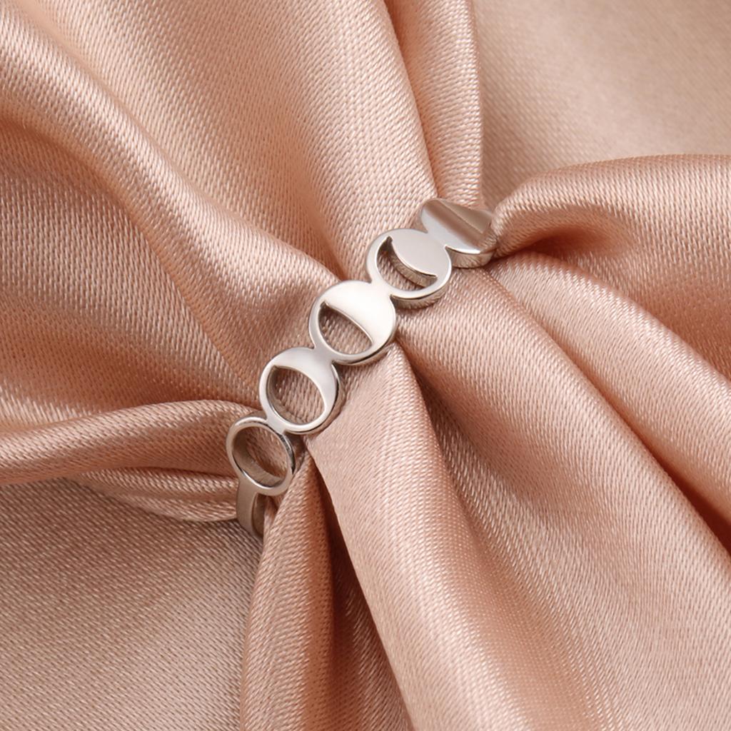 LIKGREAT Lunar Moon Phase Ring Crescent Moon Finger Rings Stainless Steel Minimalist Wedding Band Finger Ring Jewelry for Women