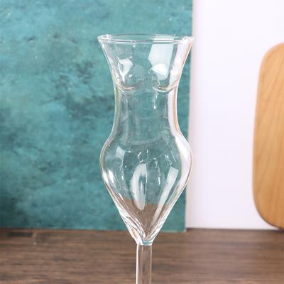 Kreatives Cocktailglas, Mädchenkörperform, Glasbecher, Glasschönheitsbecher