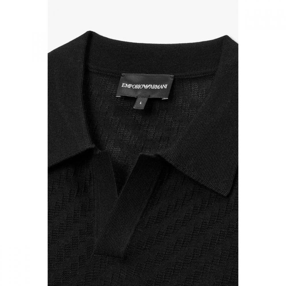 Emporio Armani Men Diagonal Open Collar Pullover A516128023