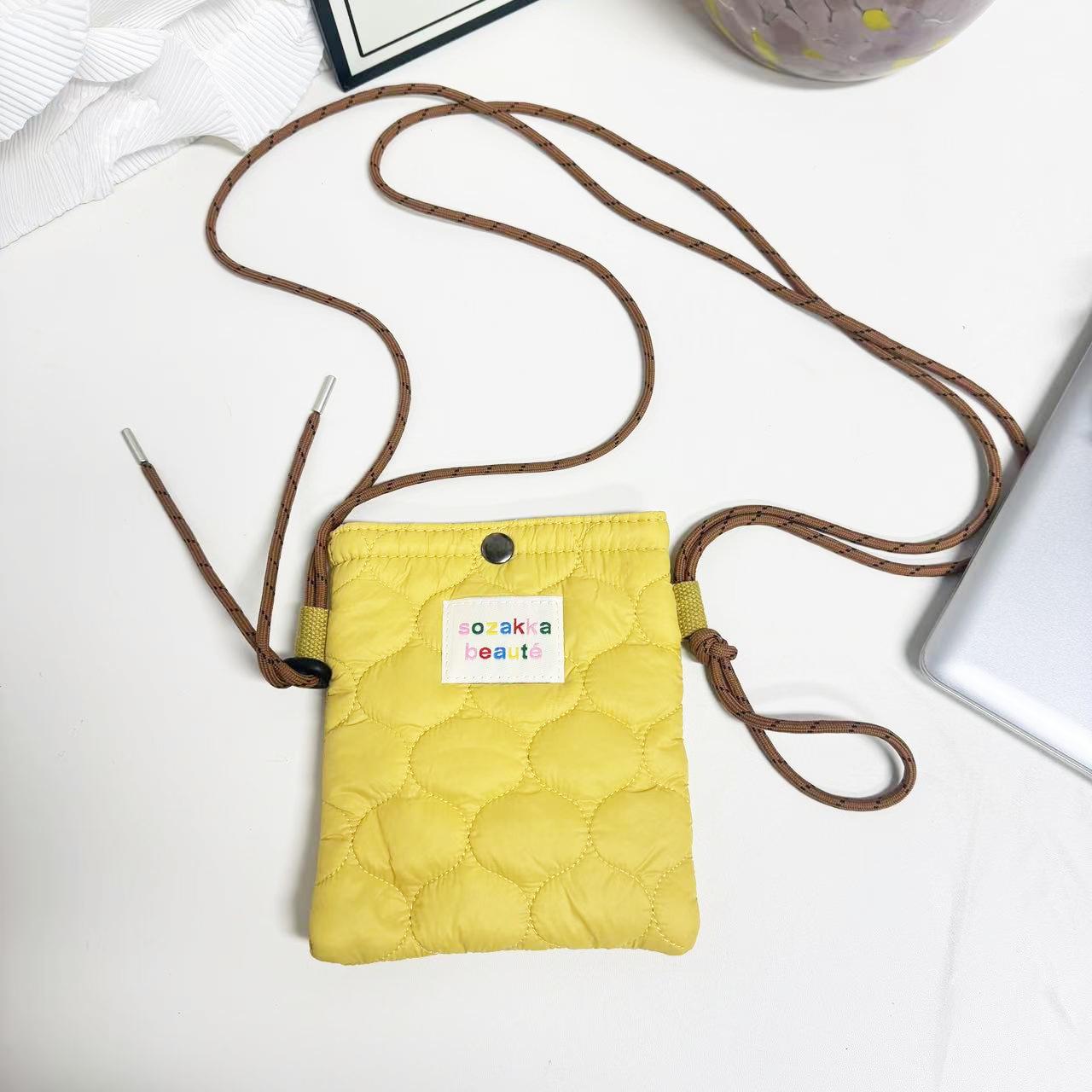 

Оригінальна зимова вовняна картата сумка кросбоді - жіночий модний та повсякденний аксесуар для студентів