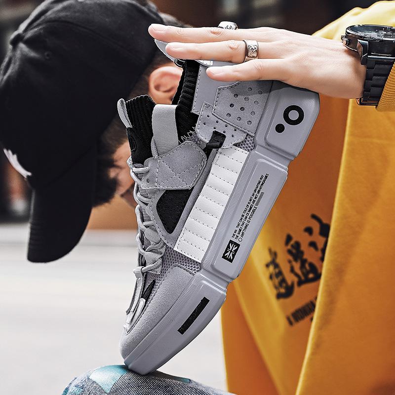 36-47Men's / Women's Couple Casual Sports Sneakers Large Size Ultra Light Women's Shoes