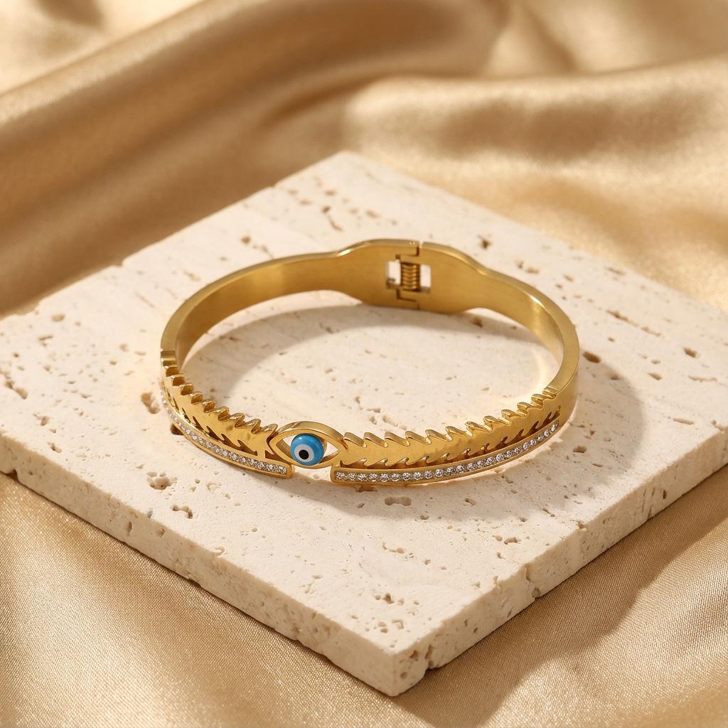 Dämonenauge Titanstahl Strassstein Armband - Modisches Hohl Design