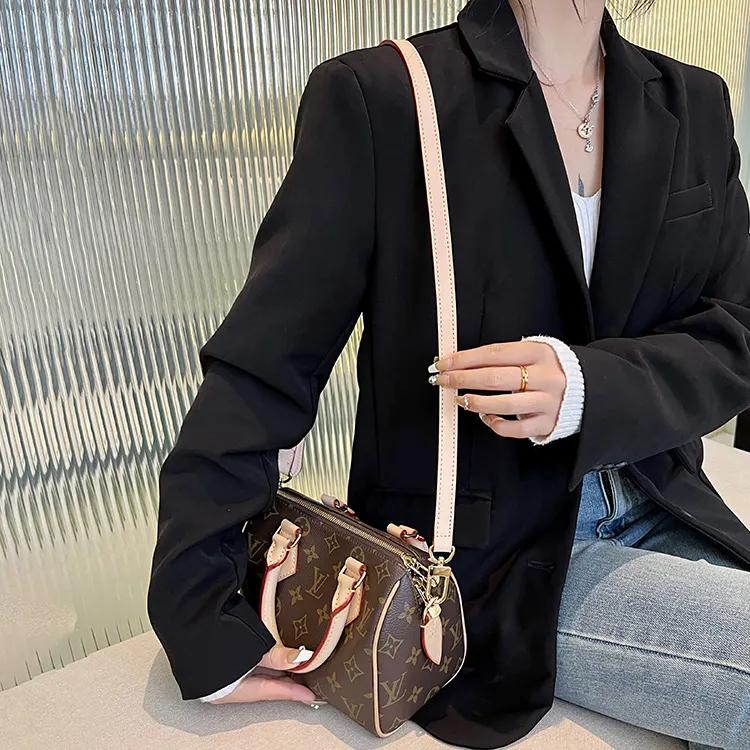 Luxury Care Artisan Workshop Cow Leather Bag Accessory Combination Women's Multicolor (Unisex) Bag Accessories QDW0434