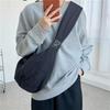 Płócienna torba crossbody z szerokim paskiem i plisami dla kobiet