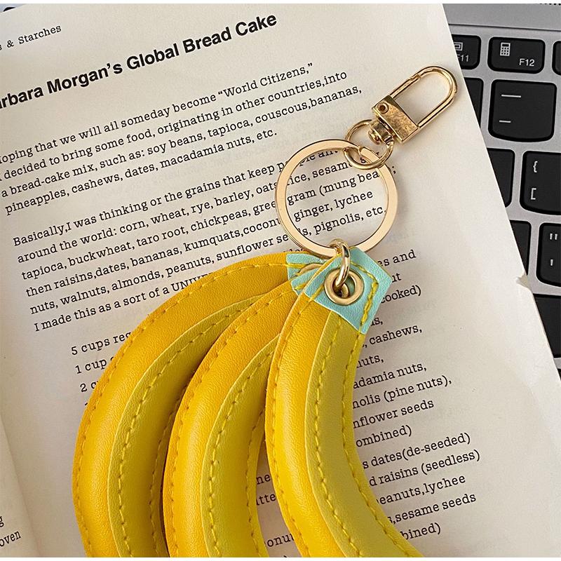 New Cute Banana Peach Shape Bag Pendant Personality Design Fruit Keychain Pendant Fashion High Quality Pu Versatile Pendant Gift
