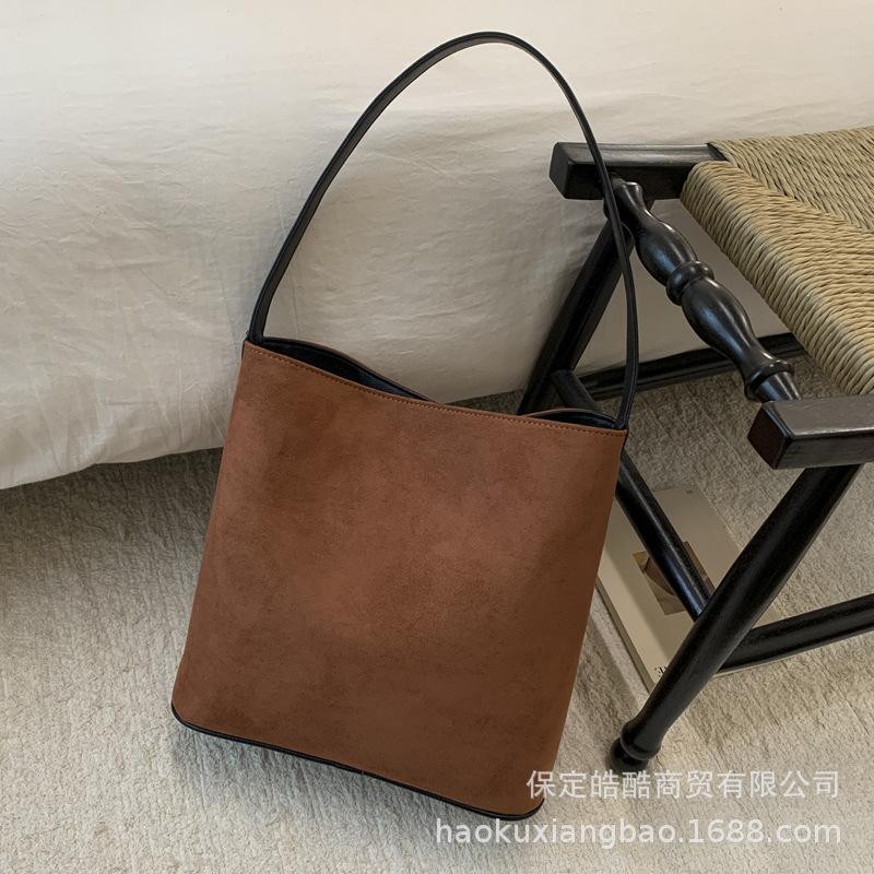 Suede bag women's 2025 new trendy autumn and winter messenger bucket bag shoulder bag large-capacity commuter tote bag