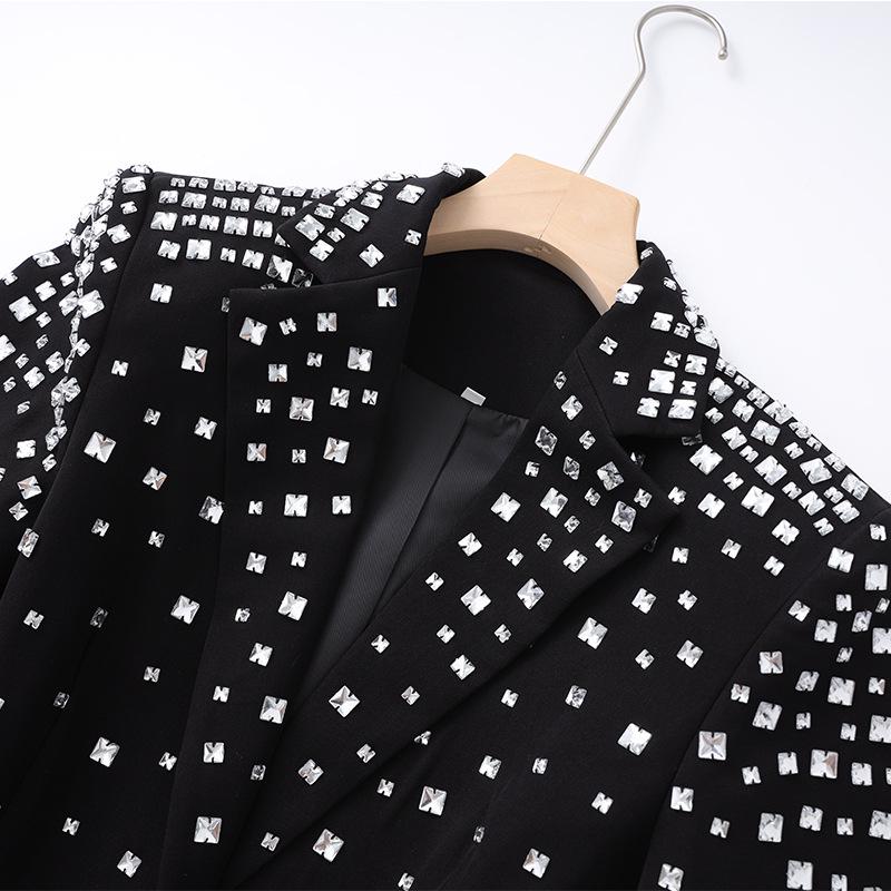 2025 Autumn/Winter Women's High-End Slimming Rhinestone Suit Jacket with Waist-Cinched Design