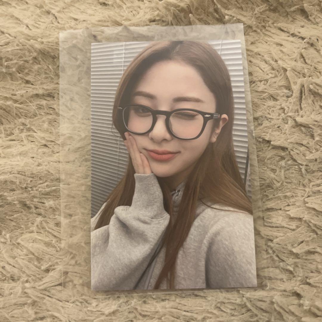 

[Б/У] lesserafim antifragile yunjin rakidoro коллекционная карточка weverse