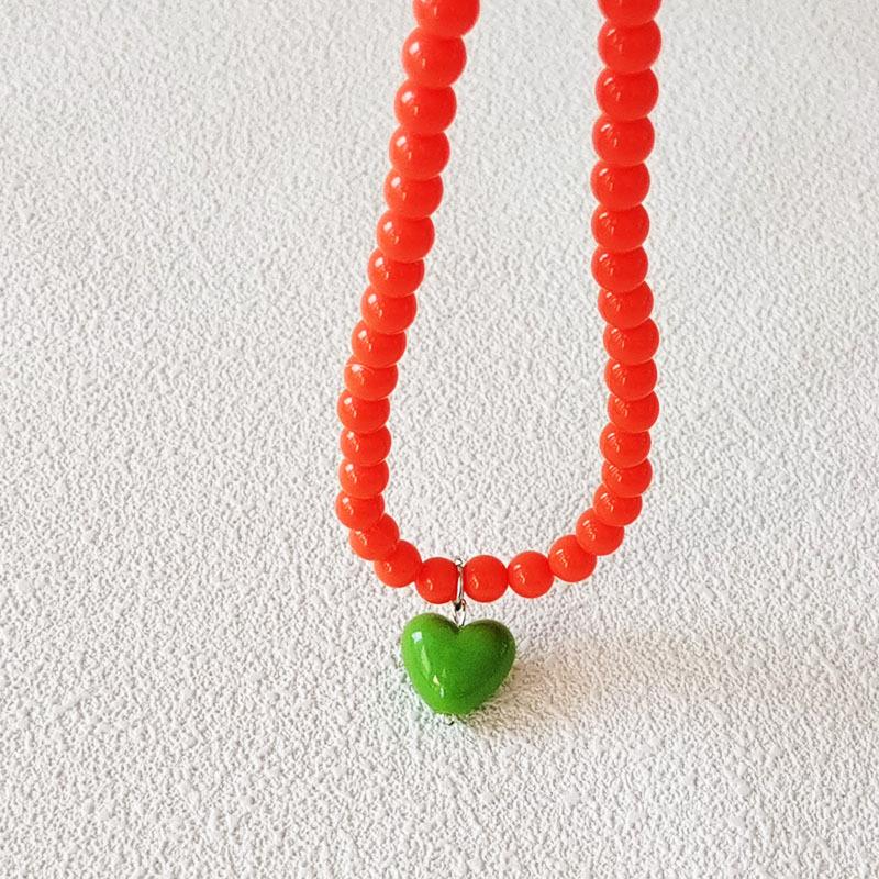 2024 Red Heart Beaded Choker Necklace - Women's Niche Design for New Year's Eve