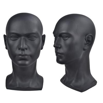 Aparatos de costura y tejido – Maniquíes