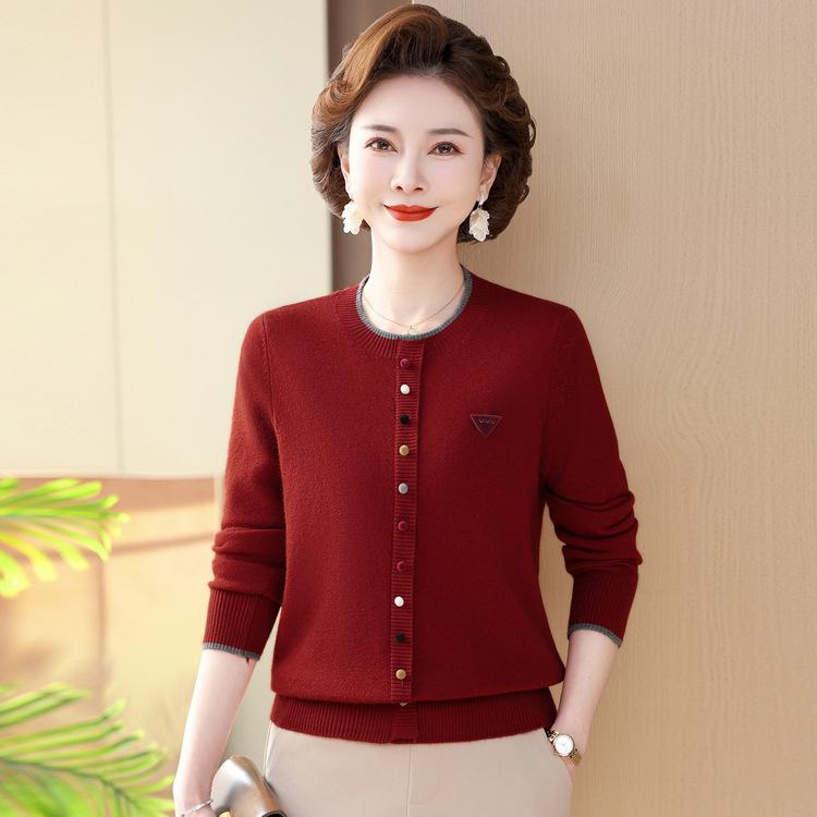 

New Autumn Style Mother-fitted Knitted Base Shirt Fashionable Age-reducing Middle-aged and Elderly Women s Loose and Versatile Sweater L красный