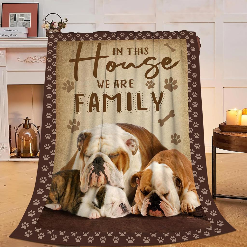 Family Giraffe Hand Drawn Black Background Flannel BlanketCute Animal Sketch Text Print Soft Throw for Bedroom Sofa Casual Home