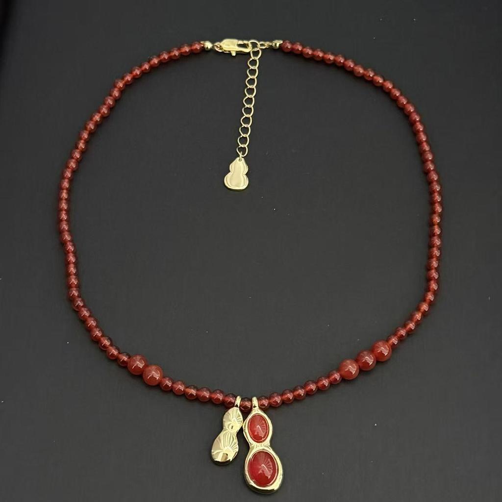 Retro Beaded Peanut Pendant Necklace - Simple, Stylish, Versatile Sweater Chain
