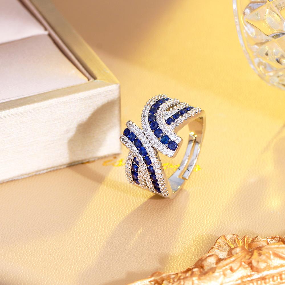 Bright Atmospheric Luminous Ruby Ring Three-Dimensional Irregular Strip Open Ring Ring