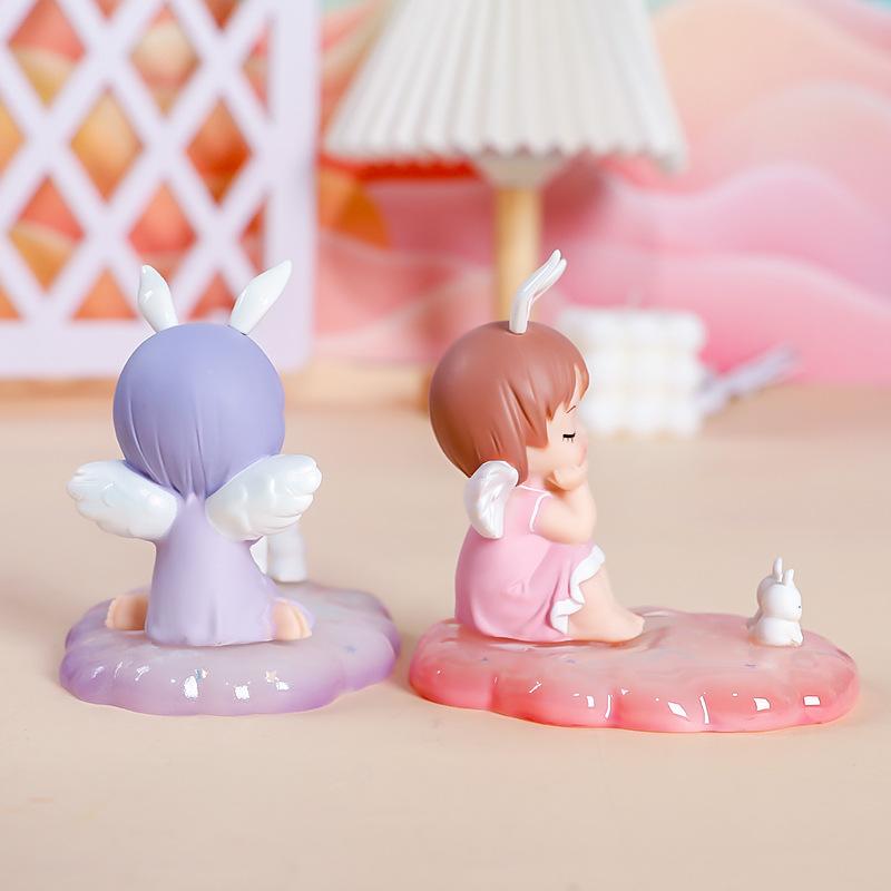 A Cute Girl-themed Smartphone Stand for The Desktop, An Innovative Tablet Support Stand for Lazy People, A Stress-relieving Decorative Item.