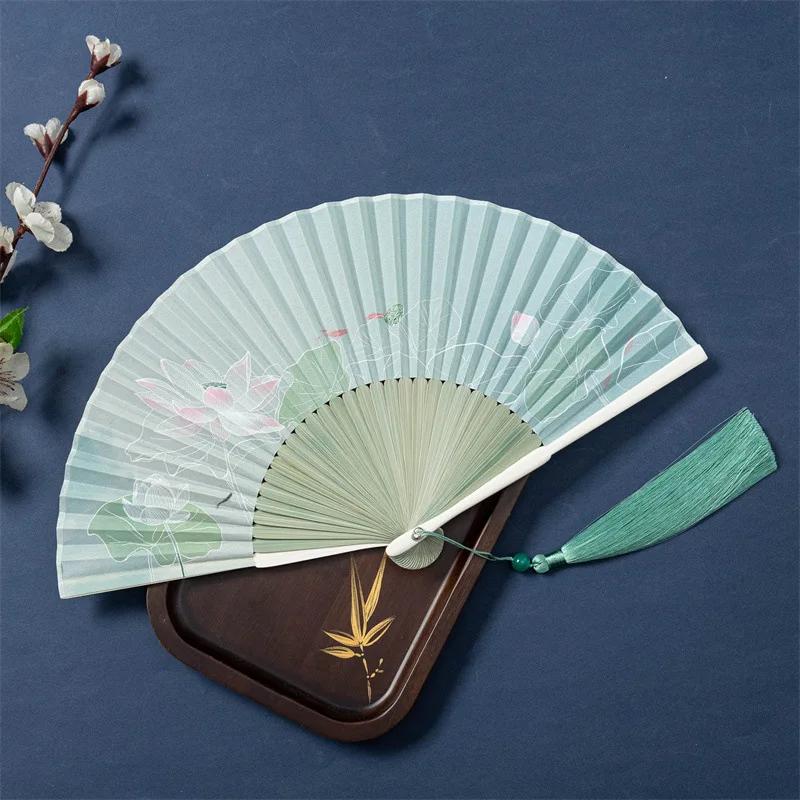 Bamboo Antique Folding Fan Chinese Style Fan Summer Female Dance Fan Portable Elegent Flower Hand Held Fan Exquisite Gifts Decor