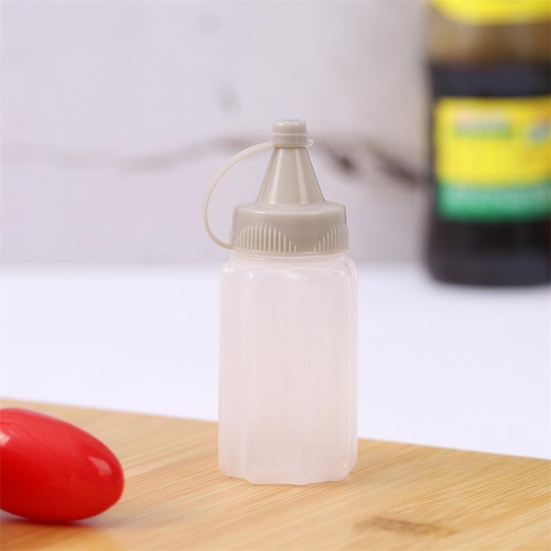 4Pcs Mini Plastic Sauce Squeeze Bottle Seasoning Box Salad Dressing Containers For Outdoor Barbecue Bento Lunch Box Accessories