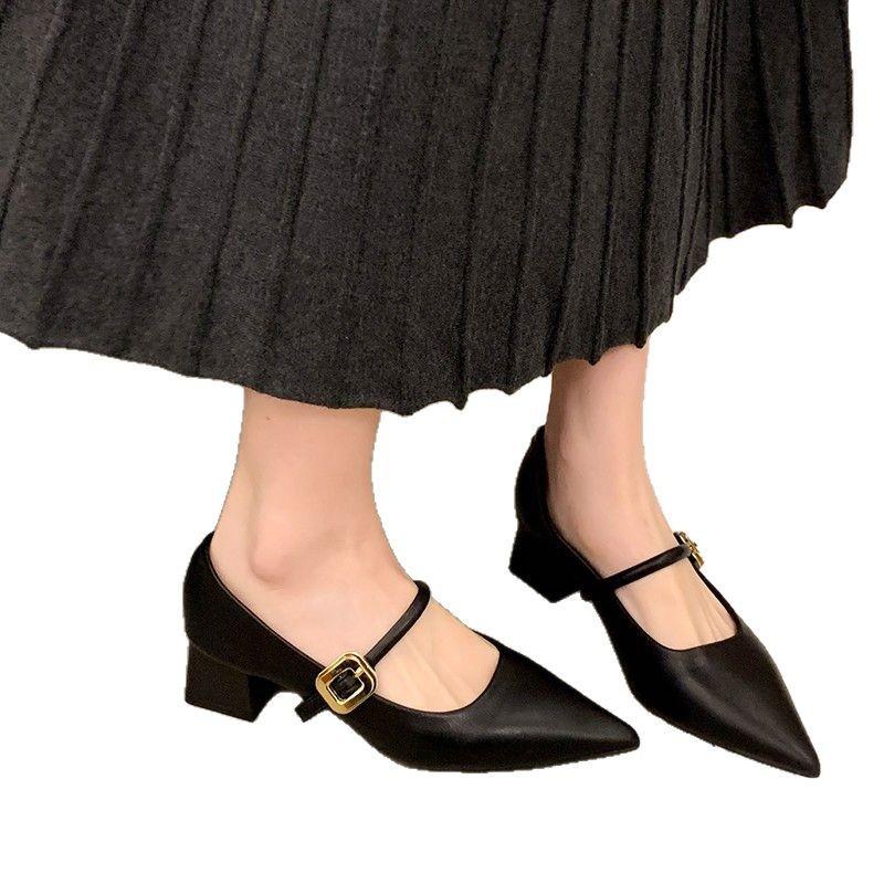 Schwarze Temperament Mary Jane Einzelschuhe Damenschuhe neu Frühling und Herbst eckiger Absatz spitz zulaufende Abendschuhe Temperament