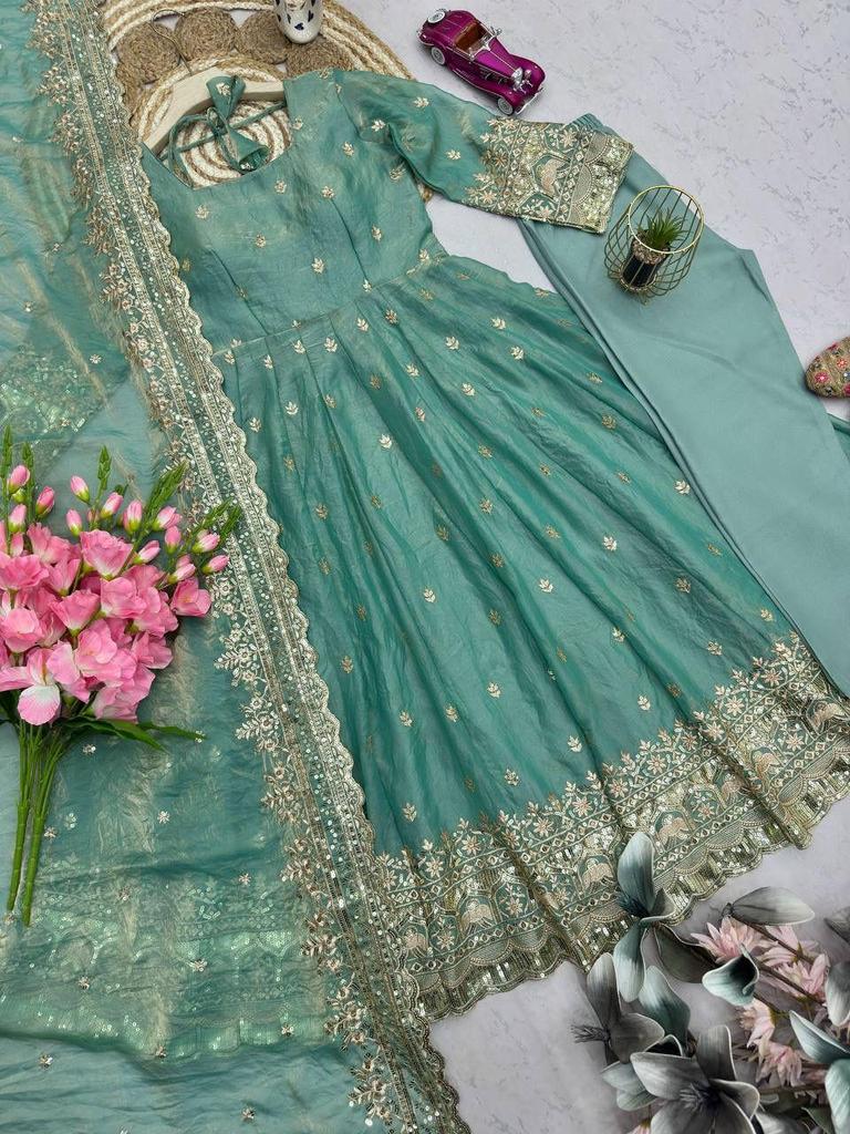 Damen Bollywood Partykleidung Fandy Seidenkleid Hose Dupatta Set Indisches Designer Anarkali Salwar Anzug
