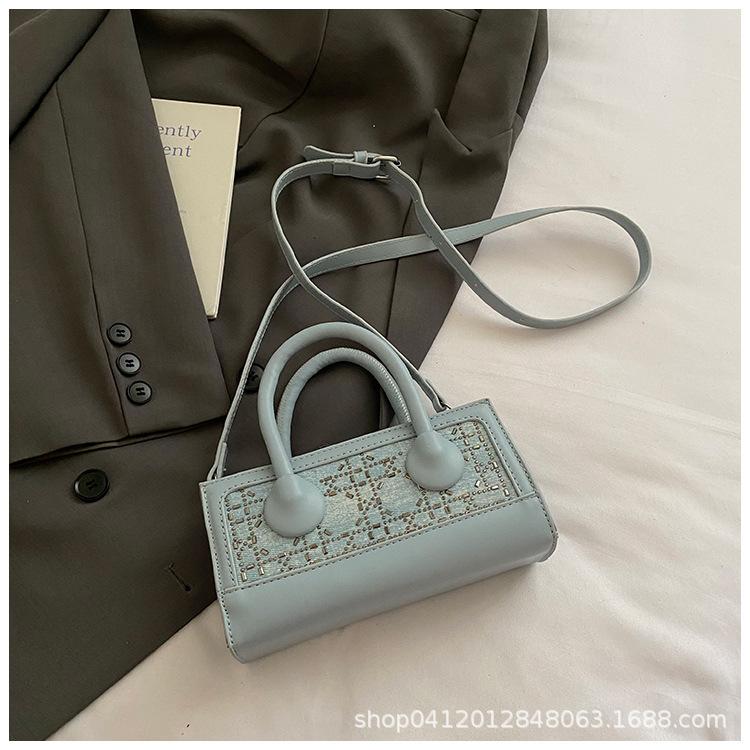 

Премиальный нишевый портативный маленький квадратный мессенджер женская сумка 2025 новая модная текстурная сумка-мессенджер повседневная сумка через плечо для поездок на работу