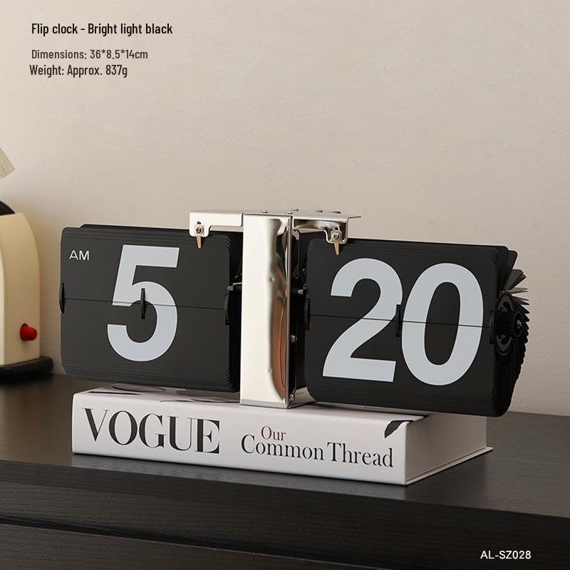 Mechanical Desk Clock: Automatic Page-Turner for Home Decoration