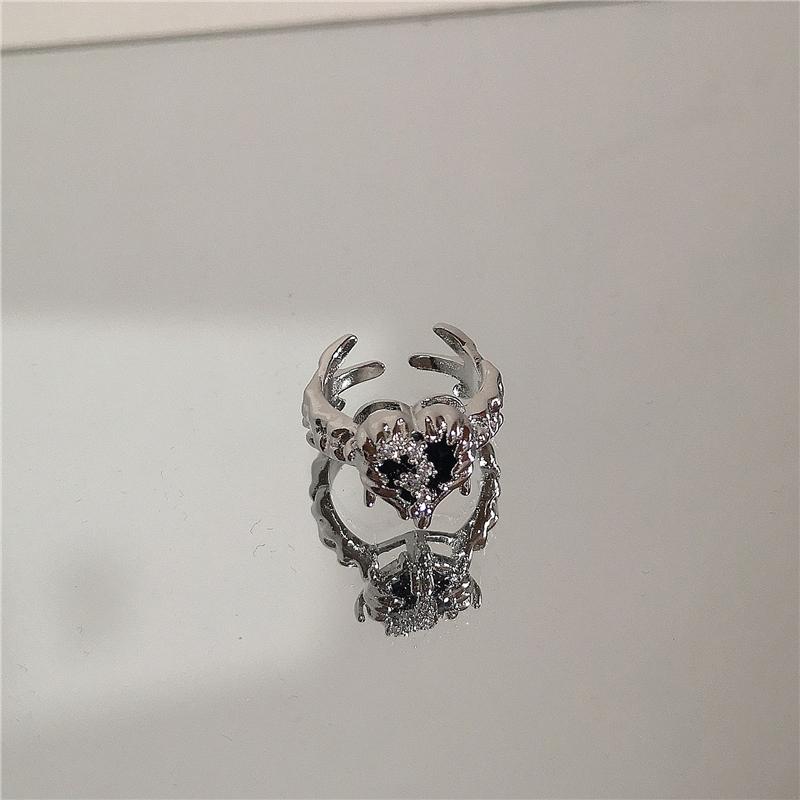 Punk Harajuku Goth Thorns Black Silver Color Irregular Heart Cross Open Ring For Women Men Lover Vintage 90s  Jewely