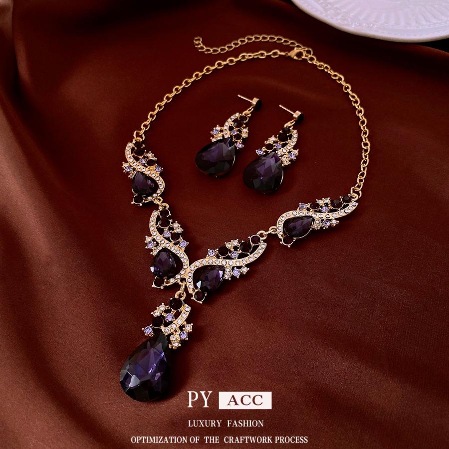 Französisches Gericht Strass-Wassertropfen Schmuckset: Luxuriöses Halsketten- und Ohrring-Set für Damen