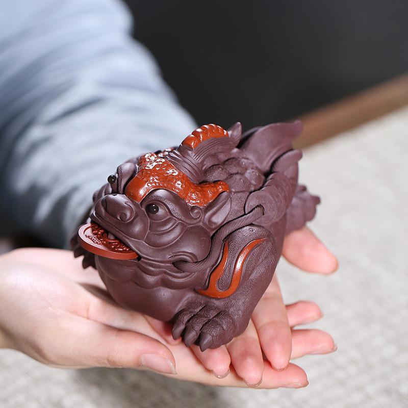 Handmade Golden Toad Purple Sand Tea Pet Purple Clay Sculpture Tea Play Gifts Lucky Golden Toad