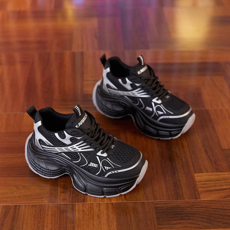 

Inner heightening thick-soled dad shoes women s spring and summer 2025 new mesh breathable muffin soft-soled sports and leisure shoes 42