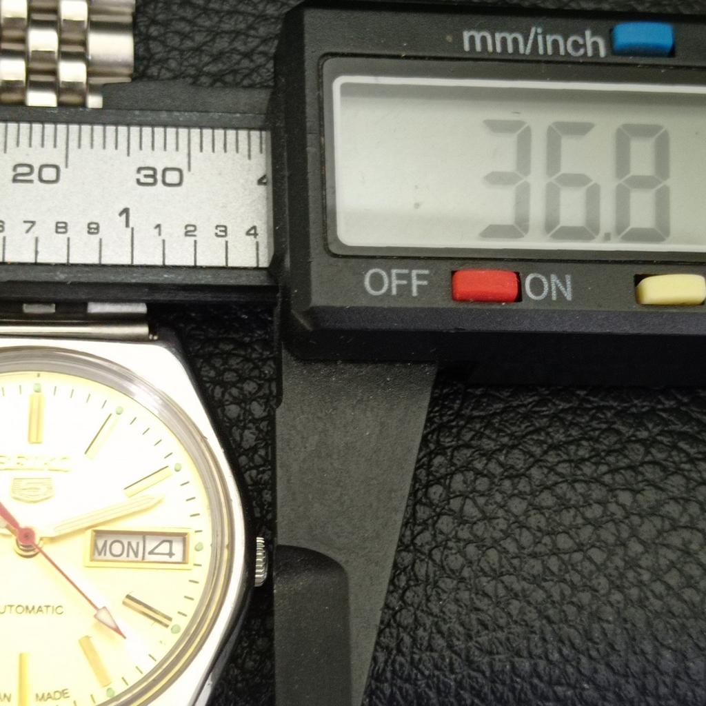 GENUINE VINTAGE SEIKO 5 AUTOMATIC 6309A JAPAN MENS GOLDEN DIAL WATCH A702603-1 R209-a702603